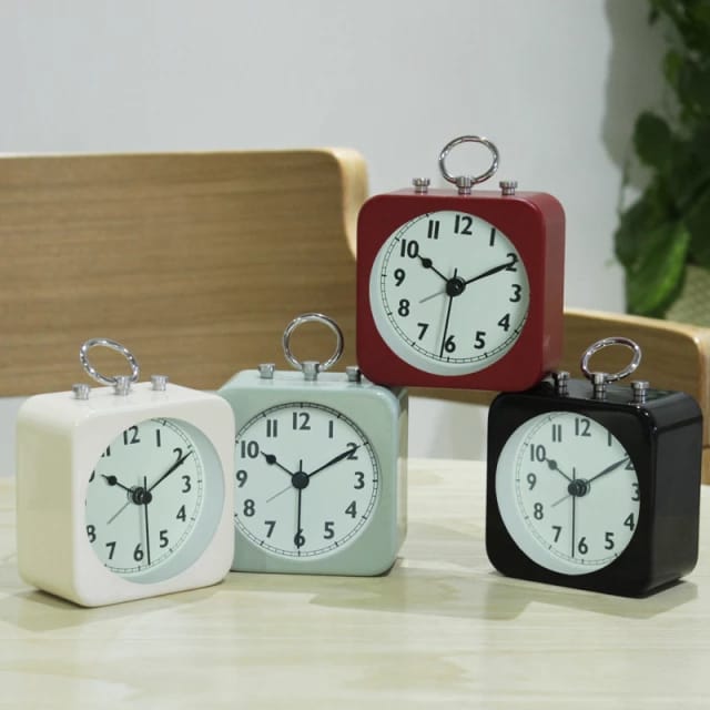 Basic Style 4 - Desk Clock