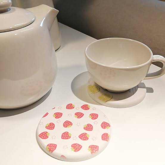 Strawberry - Round Drink Coaster