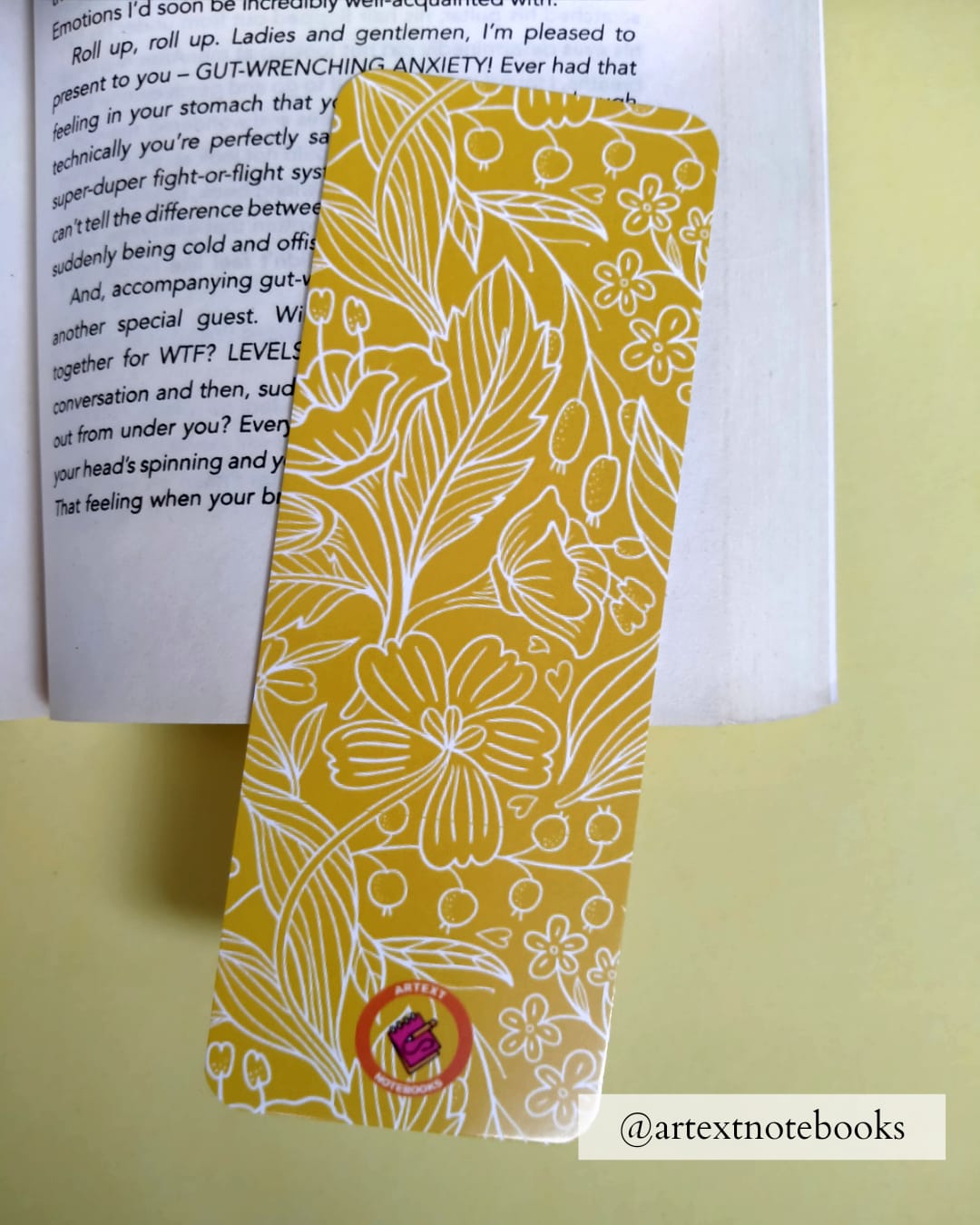Amy&#39;s Bookmark Style 6