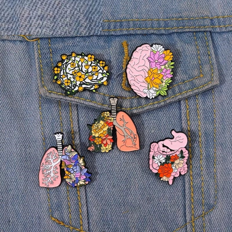 Floral Heart - Enamel pin