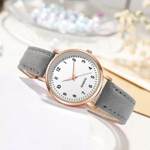 Quartz   - Wrist Watch