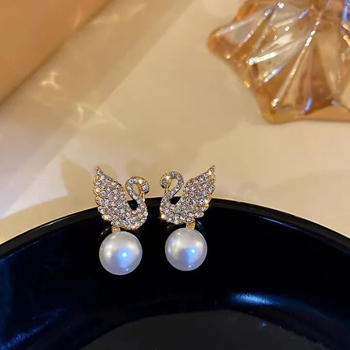 Flamingo Pearl - Earrings