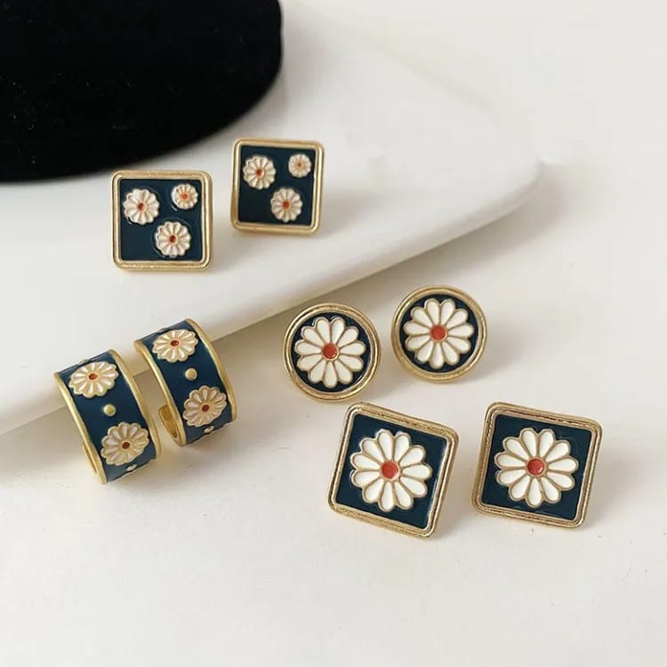 Daisy Flower - Earring