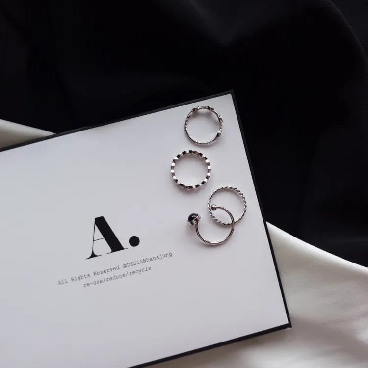 Silver Rings Set