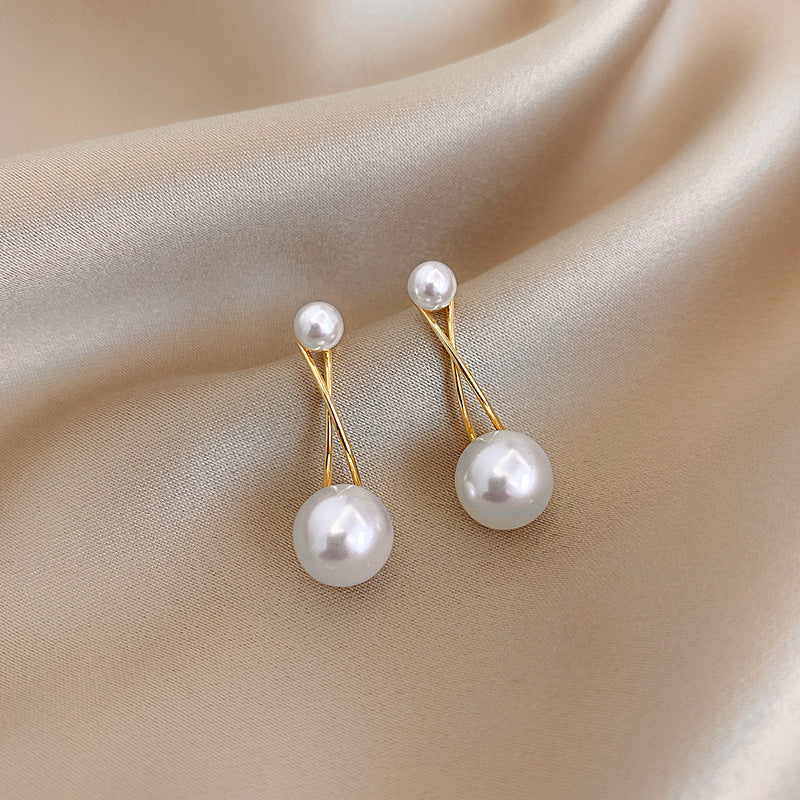 Pearly Gold Glam  - Earring