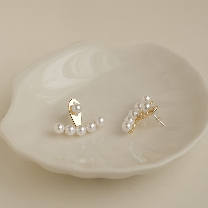 White Pearls - Earring