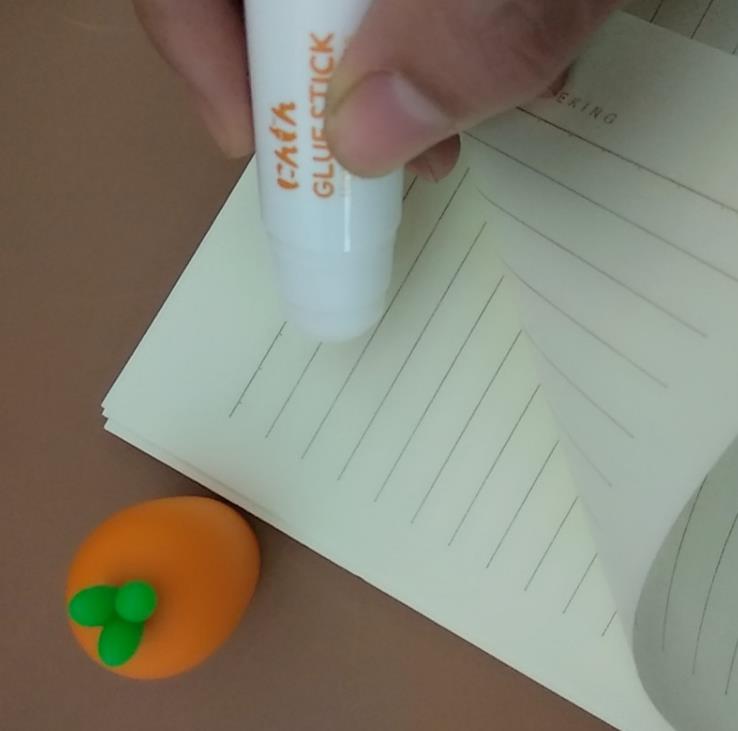 Carrot Stick Glue